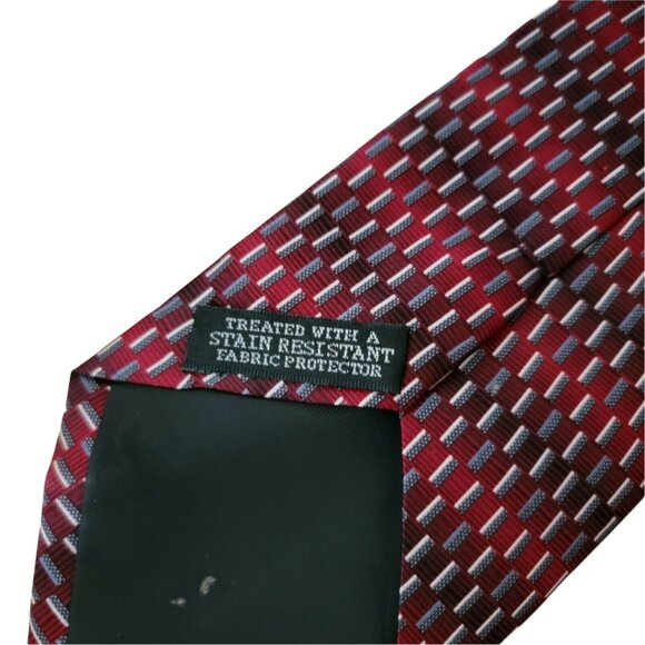Van Heusen Silk Tie Red Gradient Striped Mens Necktie Business Evening Menswear - Picture 5 of 5